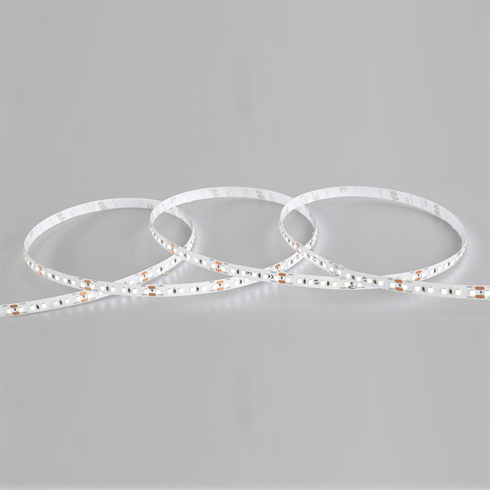 20米無壓降系列(10mm-24V-2835-120珠-25120銅)