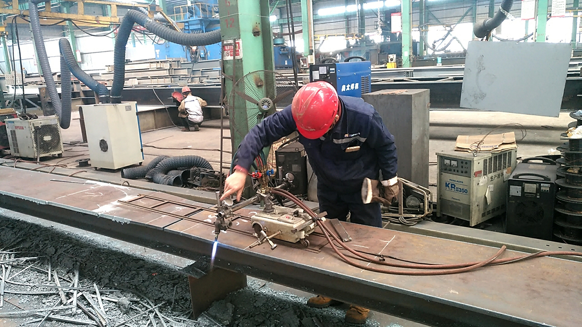 鋼結(jié)構(gòu)工程在施工中需要注意哪些問題？