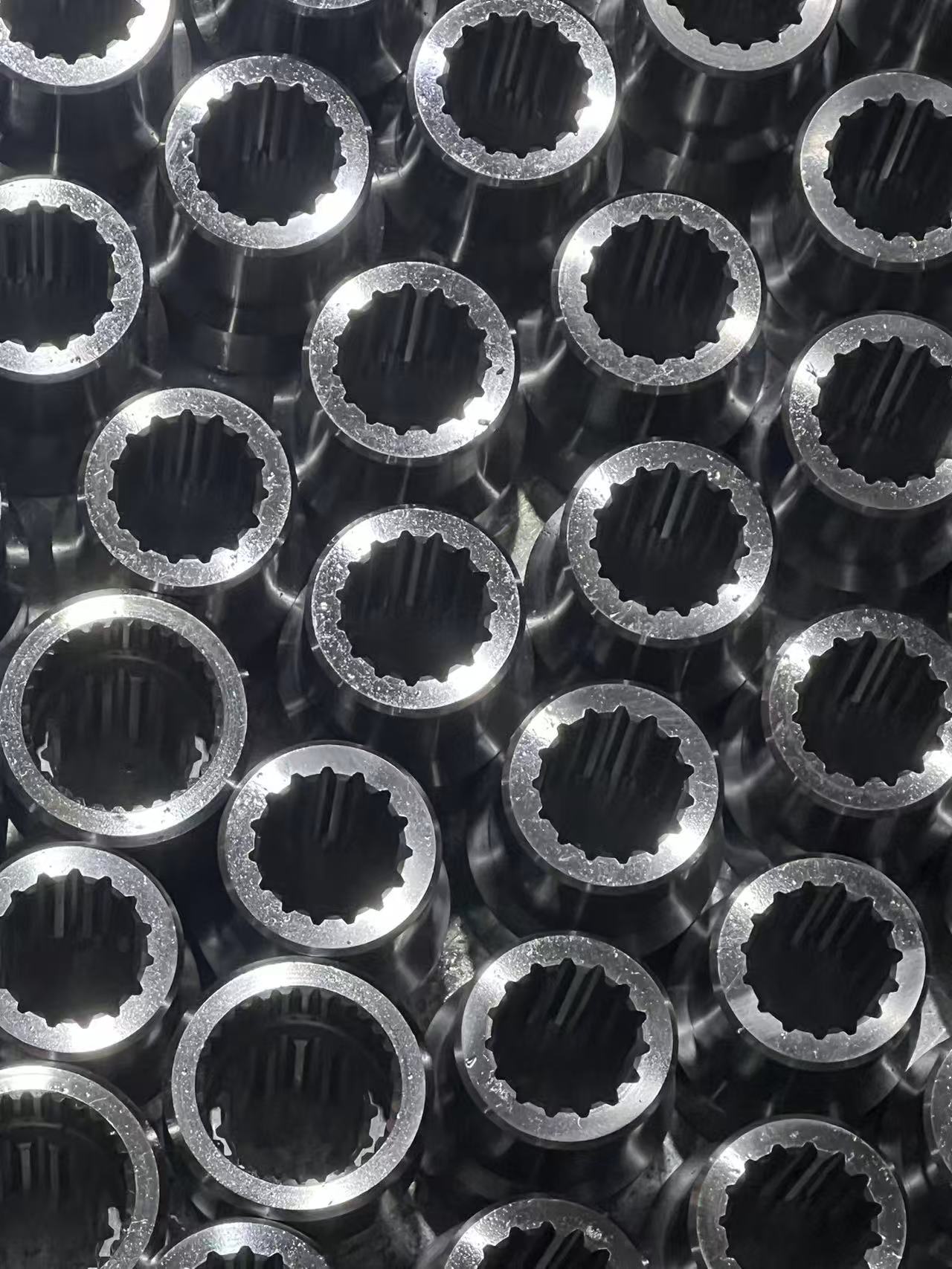 減速機齒輪:工業(yè)傳動系統(tǒng)的精度與性能基石 減速機齒輪:工業(yè)傳動系統(tǒng)的精度與性能基石