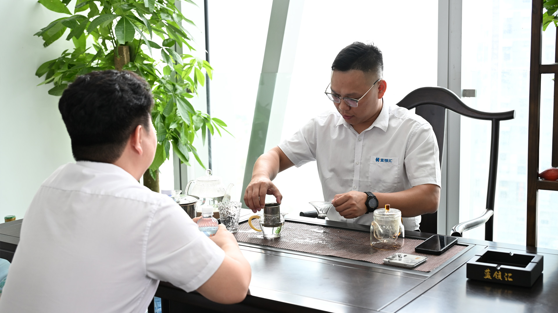 2025新澳门原料大全