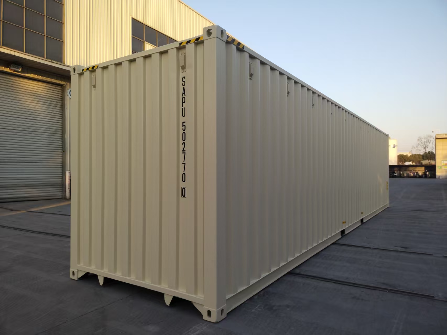 米色 新高兩門側開 四鎖桿