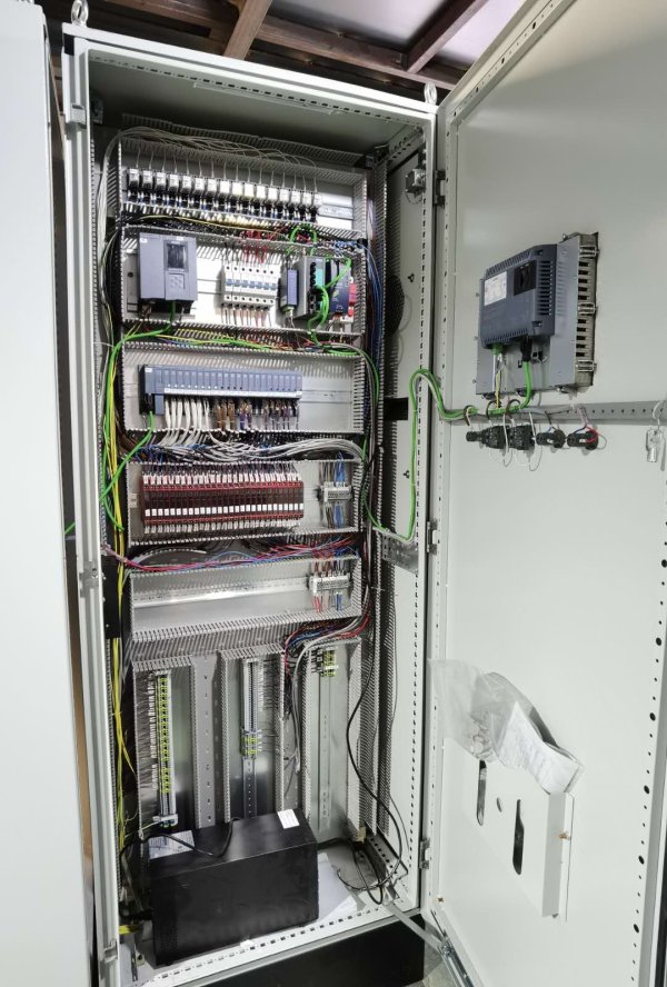 PLC控制柜