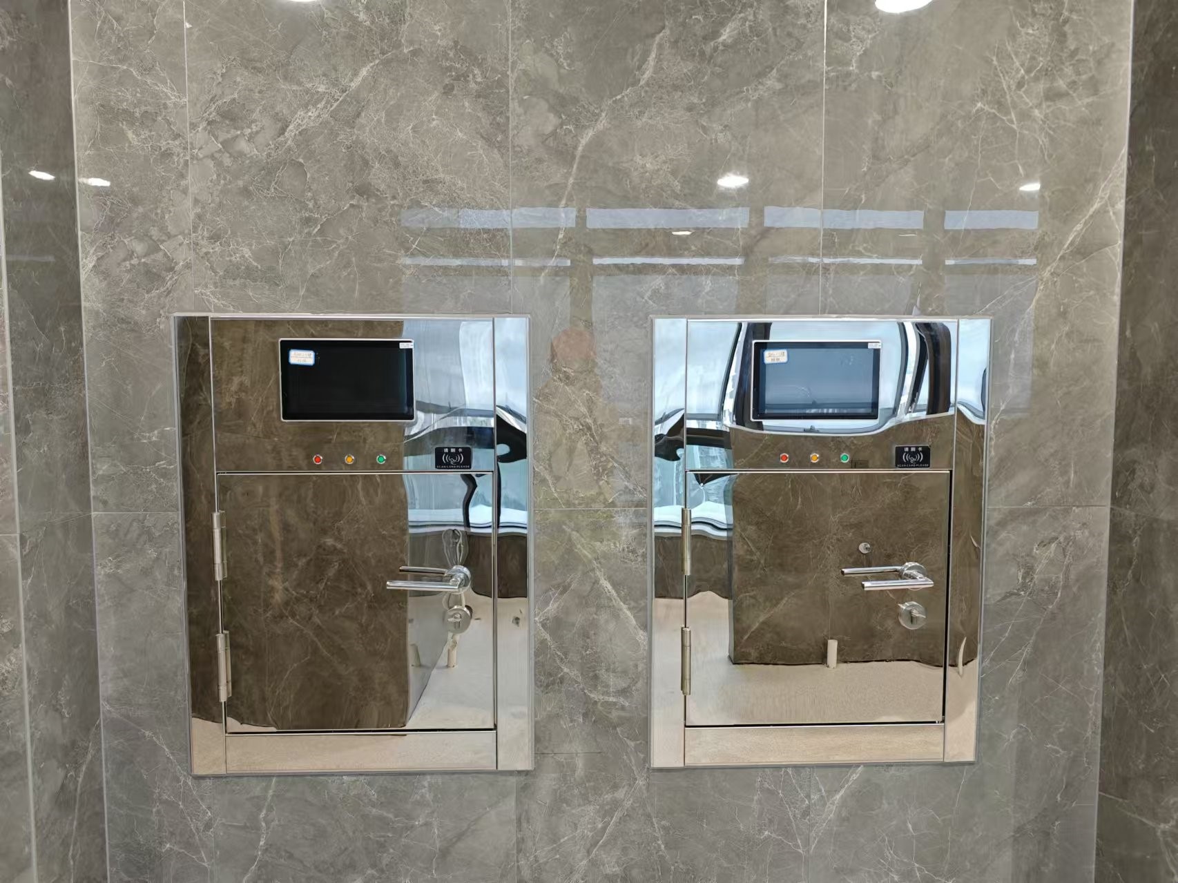 醫(yī)院垃圾與被服收集系統(tǒng)：推動(dòng)后勤運(yùn)輸智能化與高效化