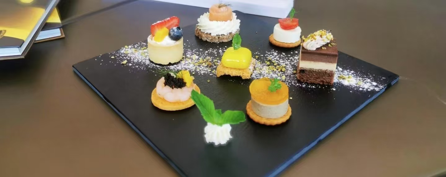 如何用美食打造一場難忘的冷餐會派對?-縵巍(食品)有限公司