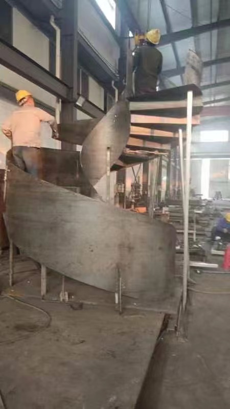 江蘇鹽城彎管廠承接鋼結(jié)構(gòu)旋轉(zhuǎn)樓梯加工定制批發(fā)