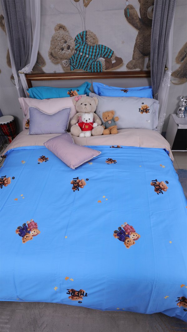 100支進(jìn)口雙股棉數(shù)碼印花四件套-小熊-蘭