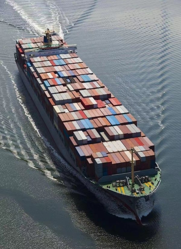 出售2023年51000噸近海集裝箱船（2754TEU）