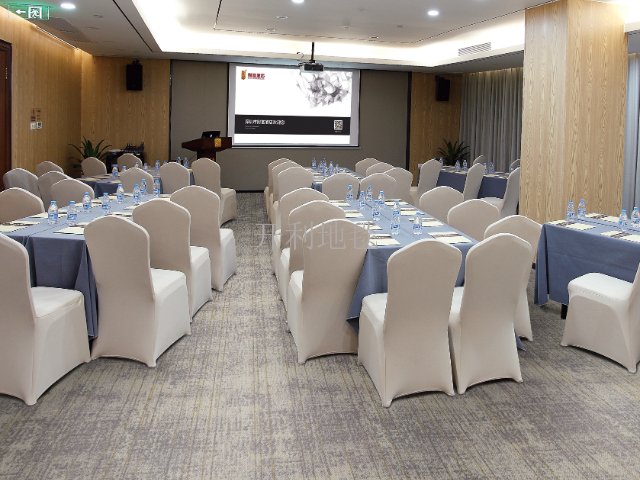 广东库存簇绒地毯生产厂家,簇绒地毯