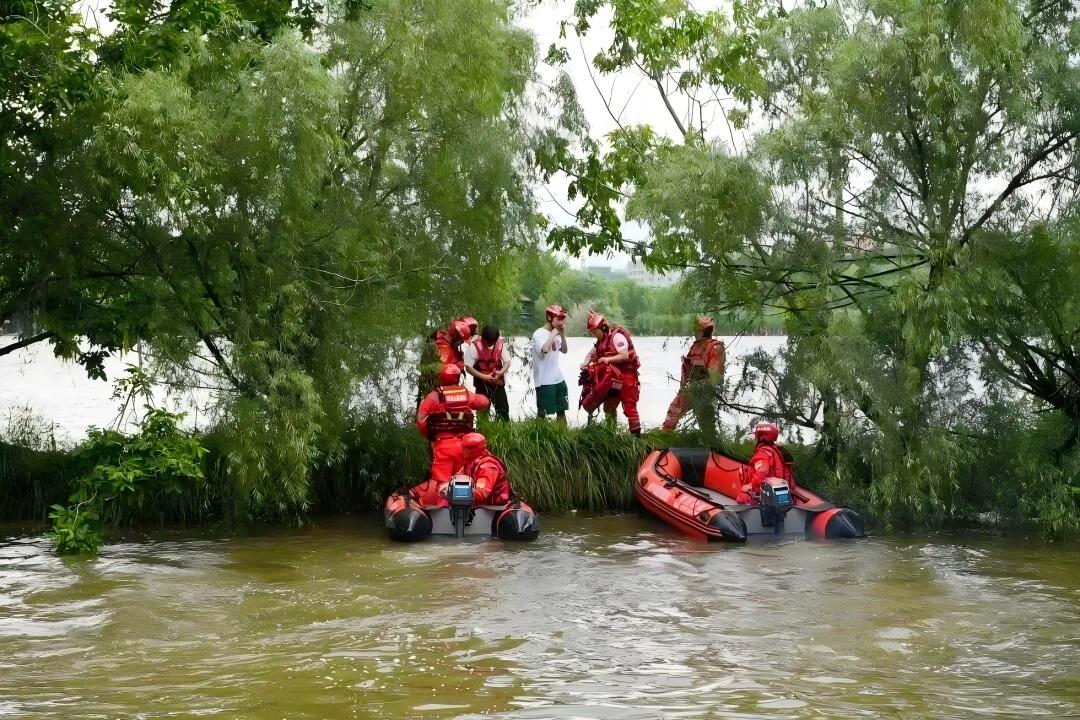 水趣135套水域救援套裝助力浙江消防應(yīng)急能力建設(shè) (1) 水趣135套水域救援套裝助力浙江消防應(yīng)急能力建設(shè) (1)
