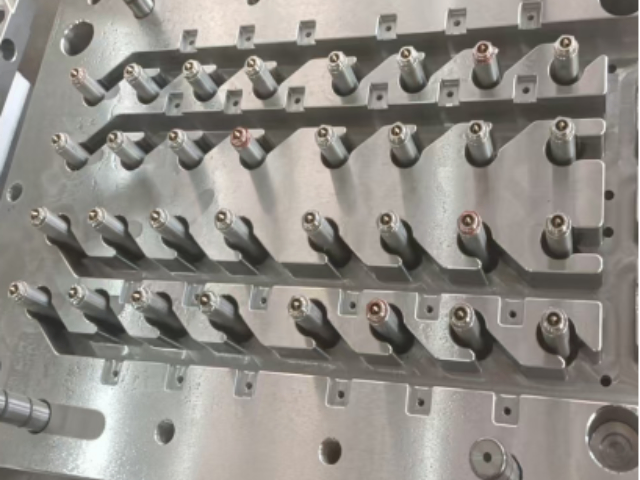 注塑点胶口调机,点胶口