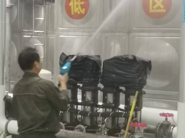 小區(qū)飯店水箱清洗售后服務,水箱清洗