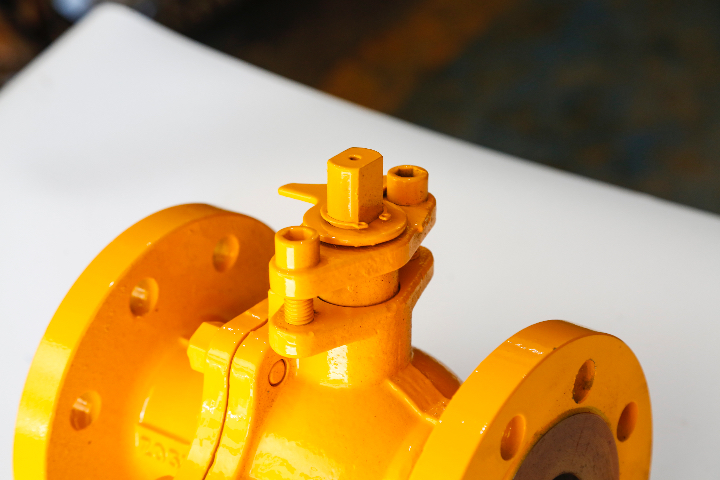 北京304浮動(dòng)式球閥多少錢 誠(chéng)信互利 東越閥門集團(tuán)供應(yīng)