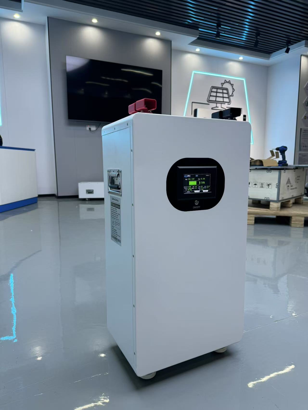 Vertical Mobile Energy Unit