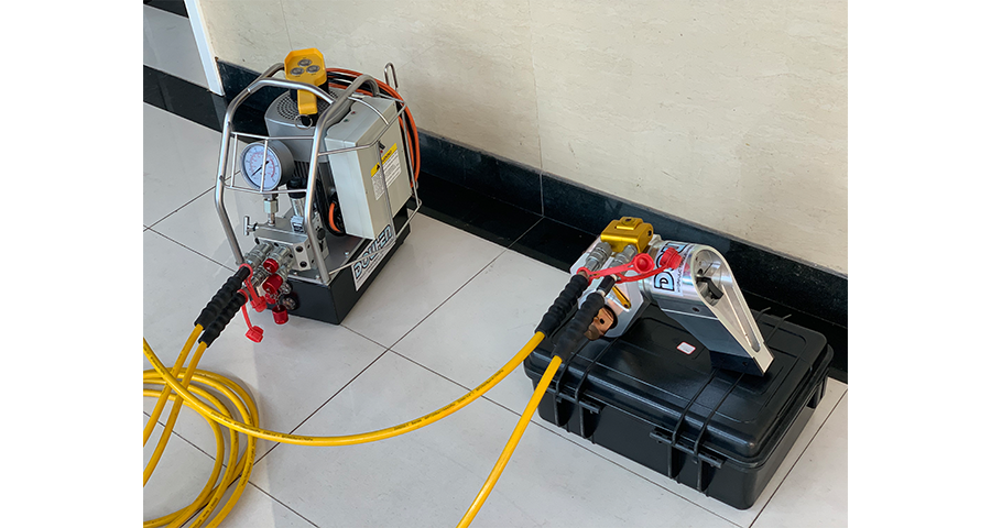 狹窄空間用液壓力矩扳手怎么調(diào)扭矩 杜恩武漢機械供應(yīng);