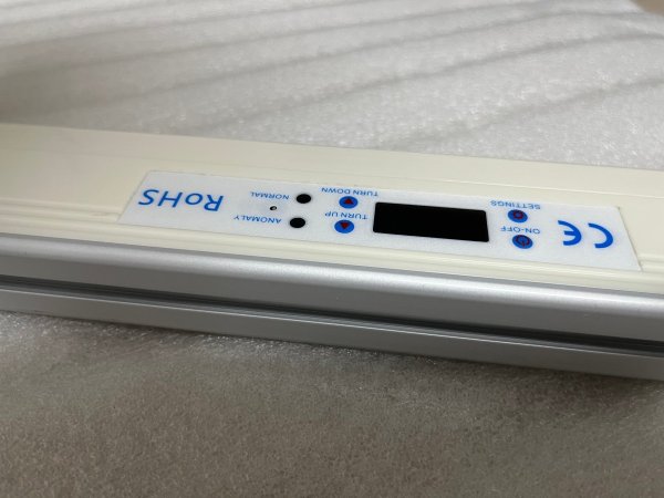 白色脈沖直流離子風棒