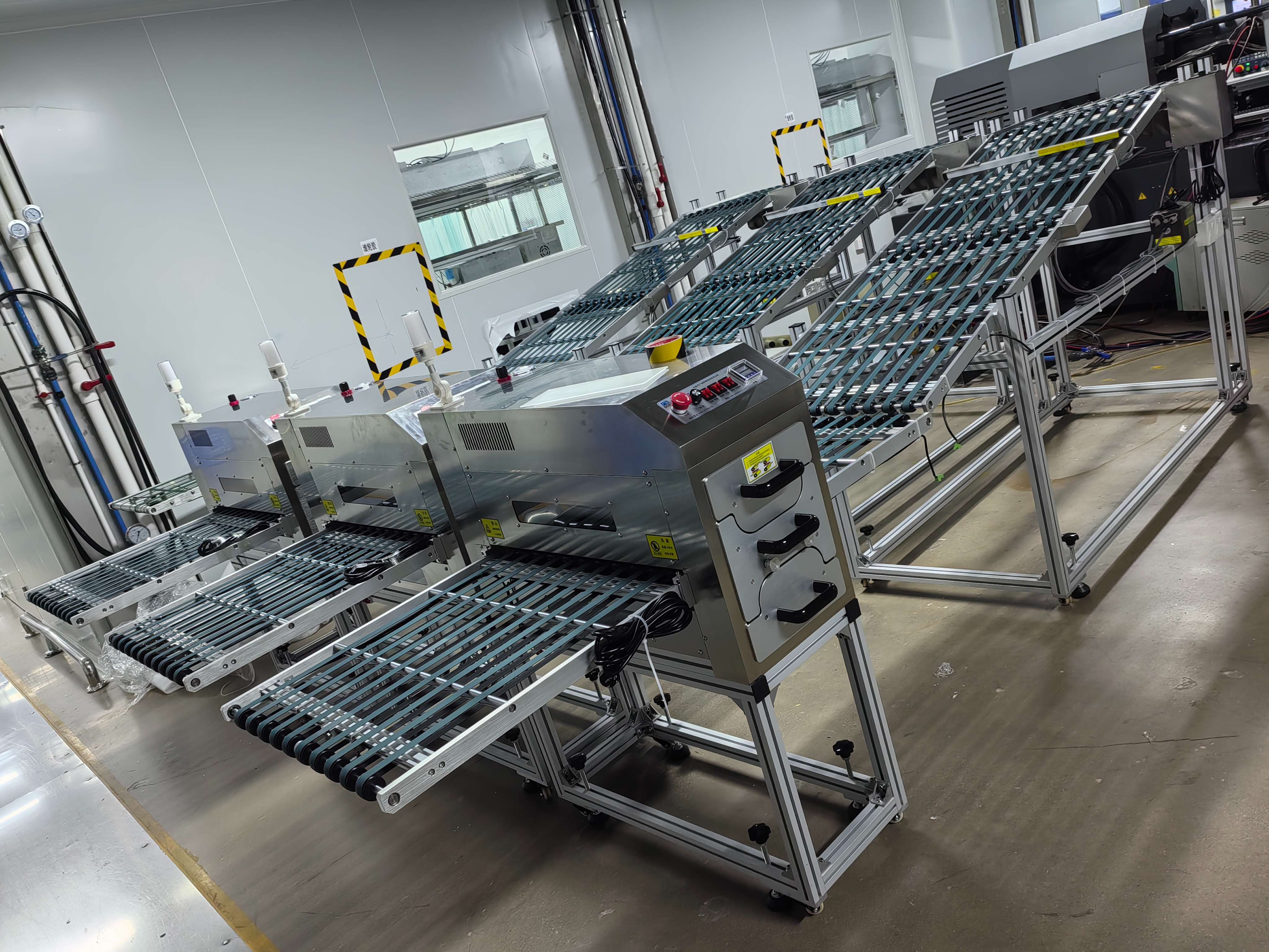 導(dǎo)光板擴(kuò)散板靜電除塵機(jī)