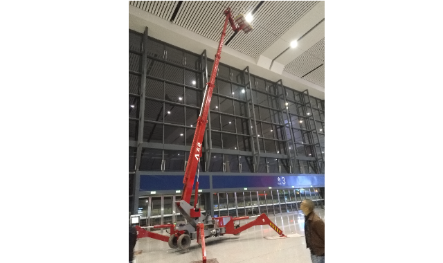 武漢高空作業平臺價格 湖北高曼重工科技供應