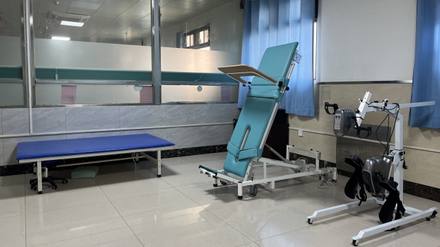 洛陽適合完全不能自理老人的醫(yī)護型養(yǎng)老護理中心一個月多少錢 洛陽市瀍河區(qū)康佑苑養(yǎng)老供應(yīng)