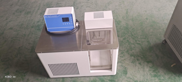 高精度透明查看制冷水浴