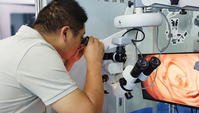 【會(huì)議回顧】與大咖同行，探領(lǐng)域前沿！中華醫(yī)學(xué)會(huì)第二十五屆白內(nèi)障及屈光手術(shù)學(xué)術(shù)會(huì)議回顧