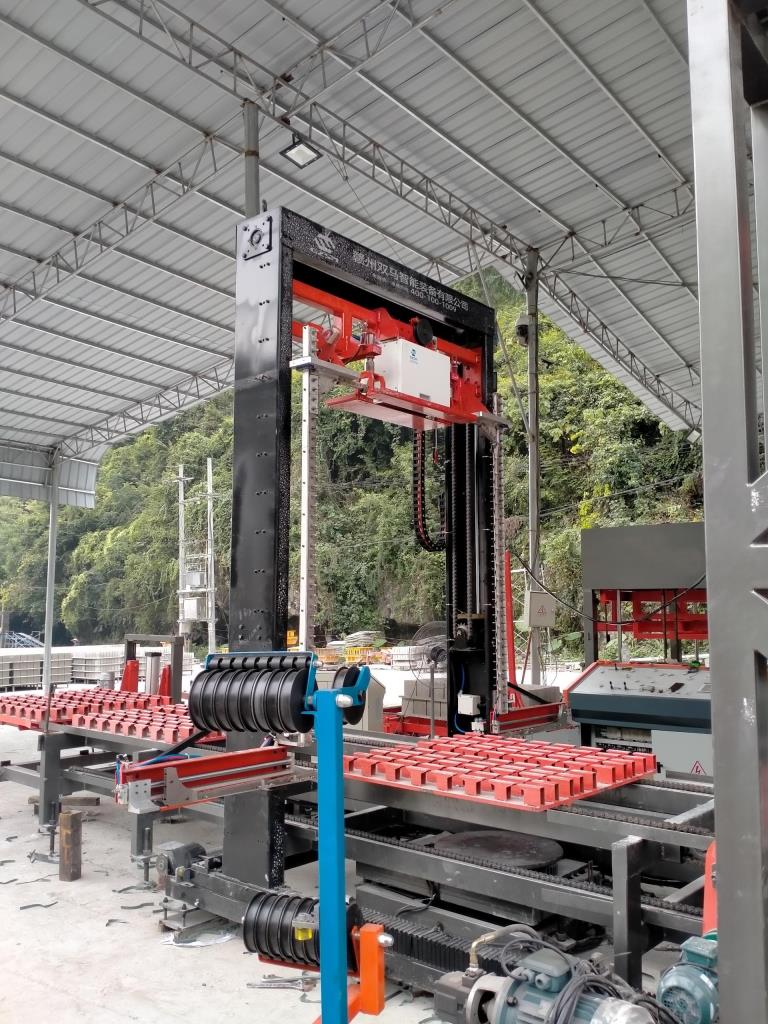 底部移動打包機