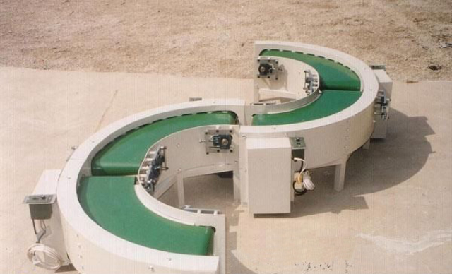 深圳鏈板轉(zhuǎn)彎?rùn)C(jī)哪家好 上海薈閣機(jī)械科技供應(yīng)