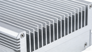 無風(fēng)扇工控機(jī)如何攻克智能制造散熱難題