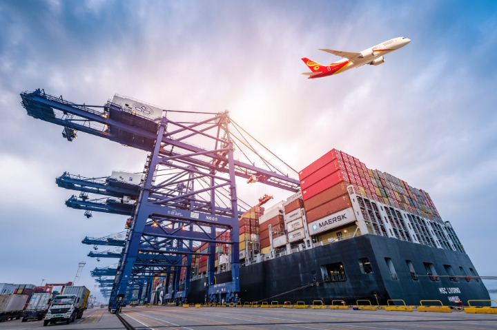 浙江时效稳定英国海运专线价位,华诚通英国海运专线