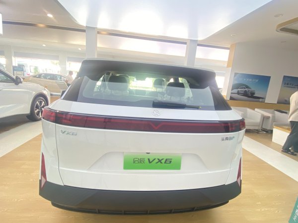 東風啟辰 vx6 520km 純電