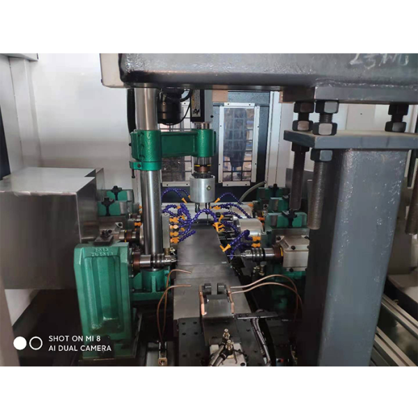 氣動(dòng)閥體鉆攻自動(dòng)線