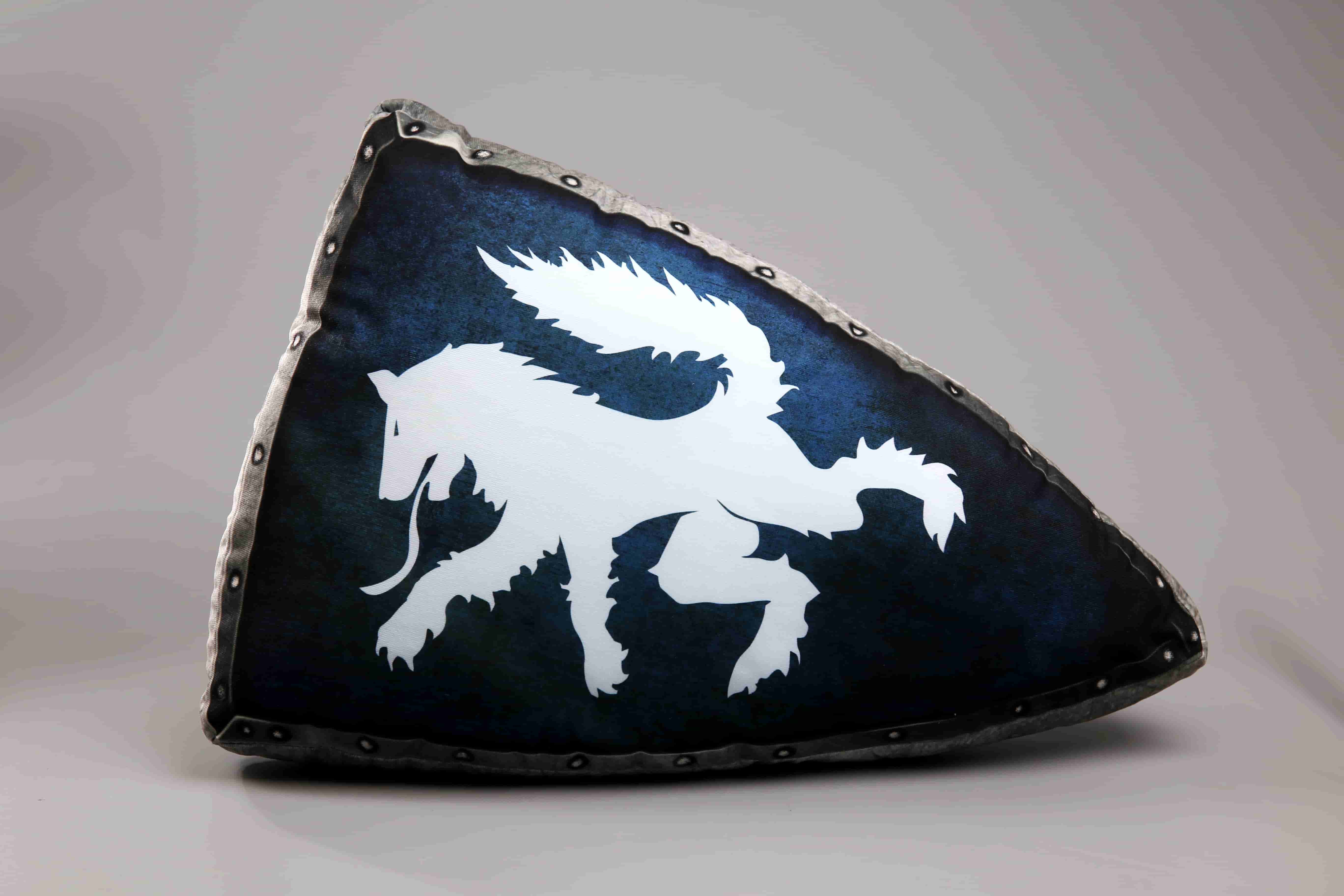 世紀天成盾牌抱枕