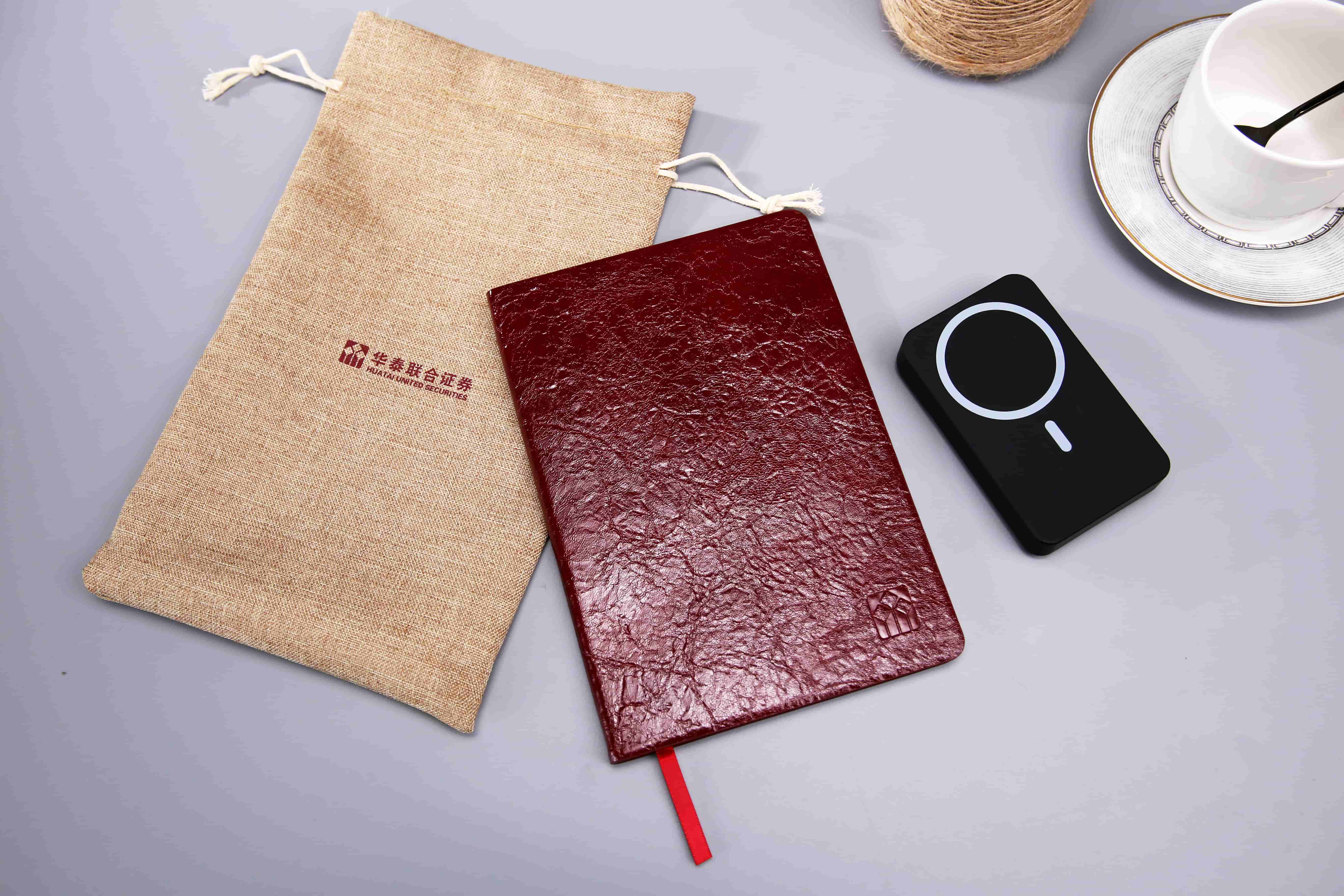 華泰筆記本充電寶套裝