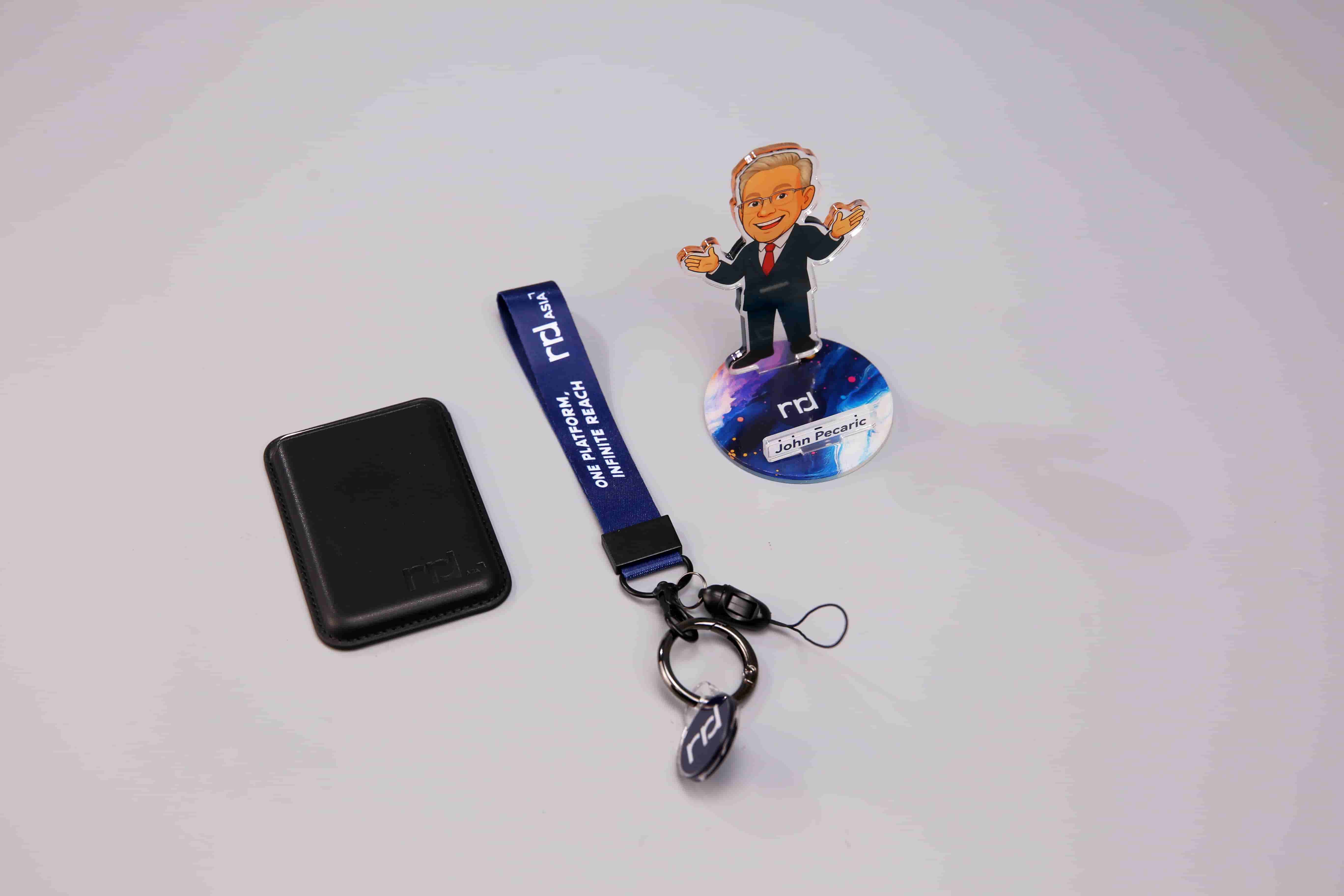 當納利立牌卡套手機掛繩