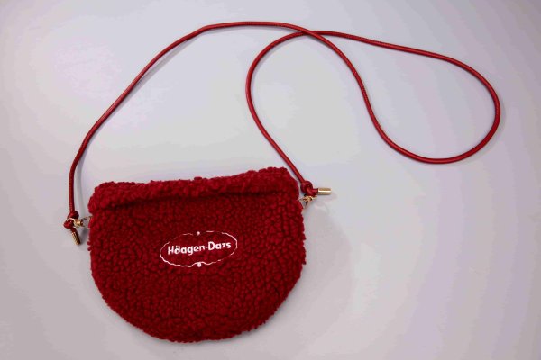 哈根達斯毛絨水桶包