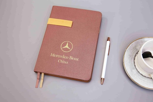 奔馳筆記本