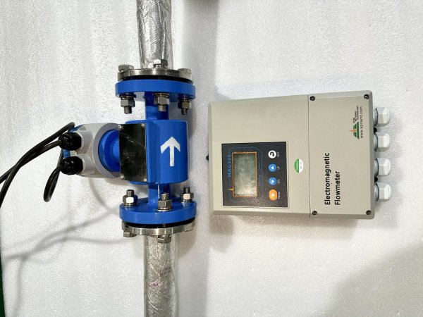 電磁流量計MAG888