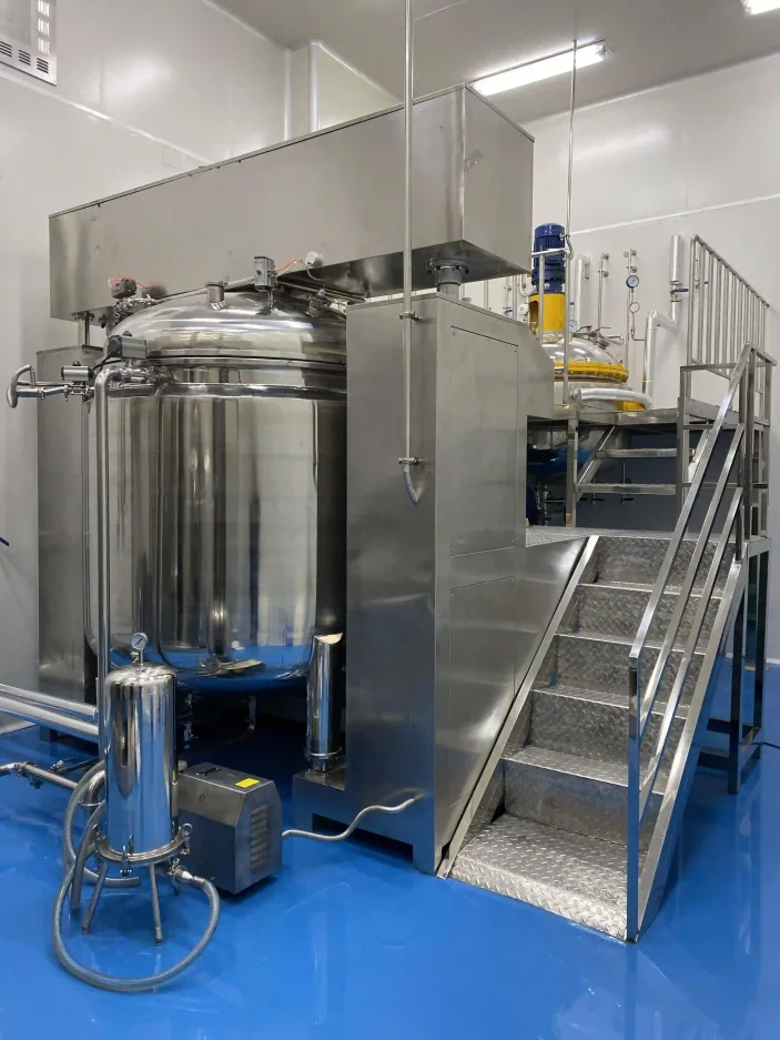 Large Scale Vacuum Emulsifying Homogenizer