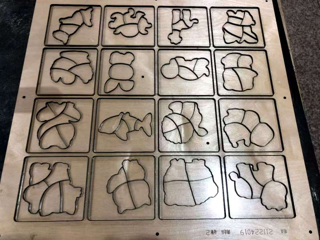 1500粒拼圖刀模加工定制 寧波明造恒法刀模供應(yīng)