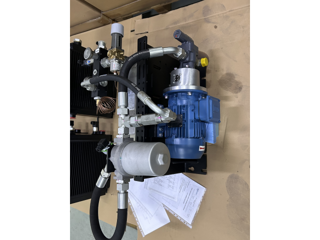 北京減速機(jī)齒輪油獨(dú)立冷卻過濾系統(tǒng)性能怎么樣 服務(wù)至上 蘇州市賀普恩流體供應(yīng);