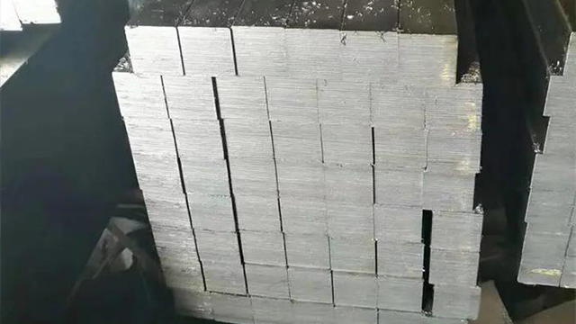 江蘇扭絞方鋼價格