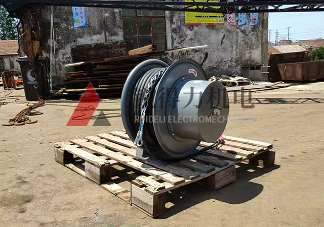 軌道平車電纜卷筒怎么接線 無錫銳得力機(jī)電設(shè)備供應(yīng);