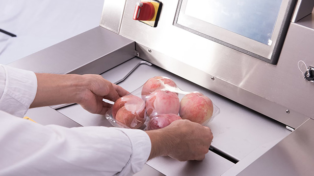 西南肉類保鮮膜包裝機(jī)多少錢 成都市新享科技供應(yīng)