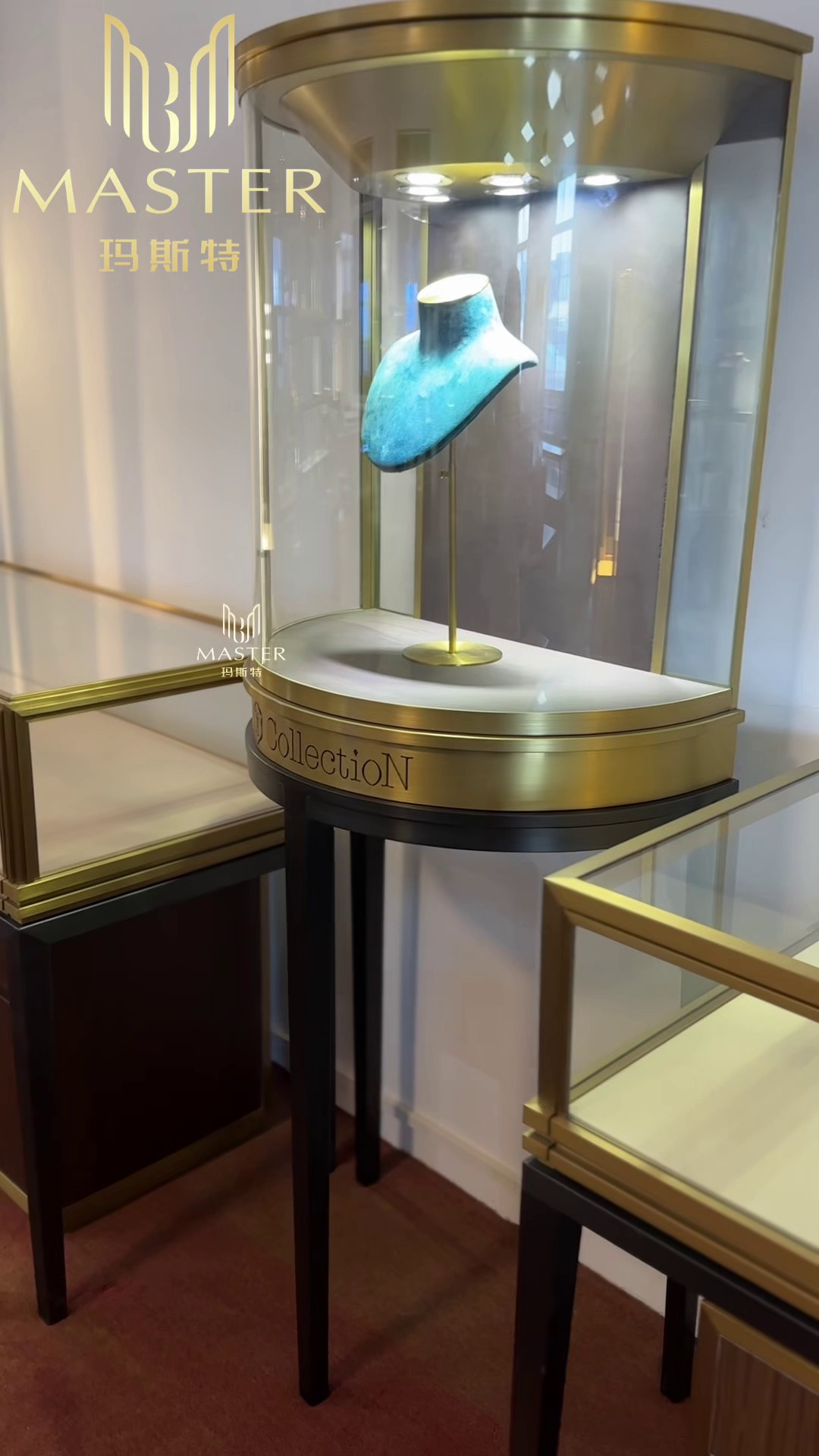 MASTER Showcase Curved Glass Tower Display Case - Gold and Black (H0212 ...