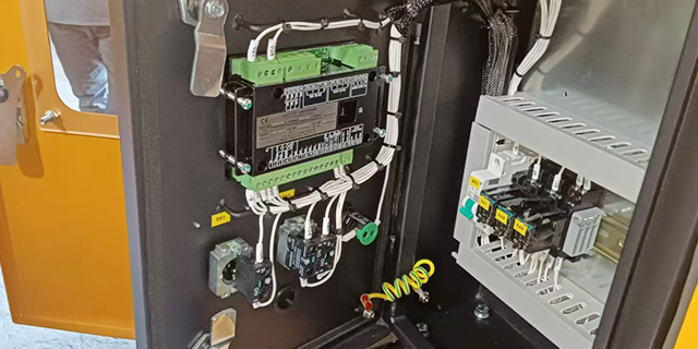 山東直流柴油發(fā)電機控制器如何調(diào)壓 客戶至上 孚創(chuàng)動力控制技術(shù)供應(yīng);