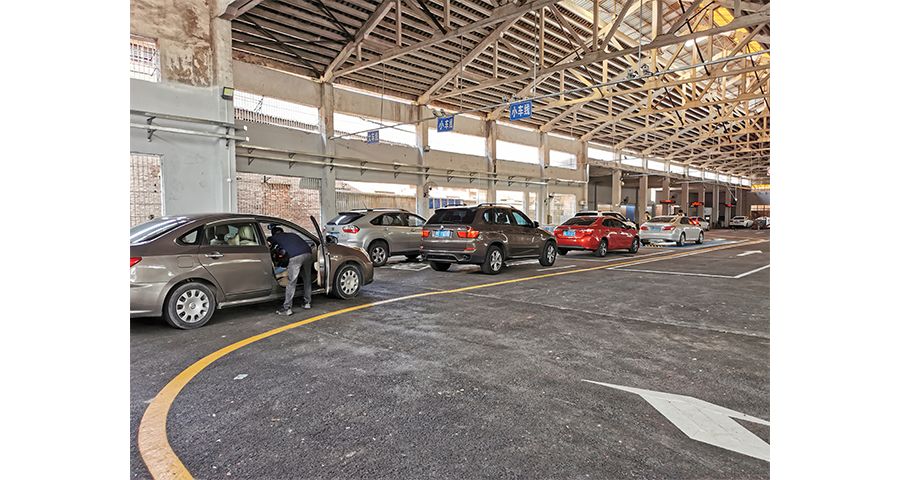 黃岐本地機動車年審上門代辦小助手 鴻運汽車供應;