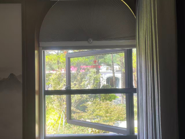 温州蜂巢帘电动蜂巢帘的安装费用通常是多少,蜂巢帘