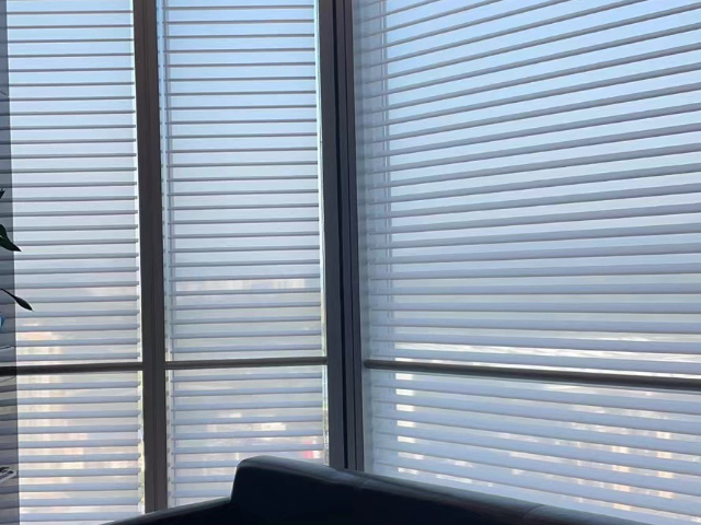 嘉兴香格里拉帘遮光的多少钱,香格里拉帘