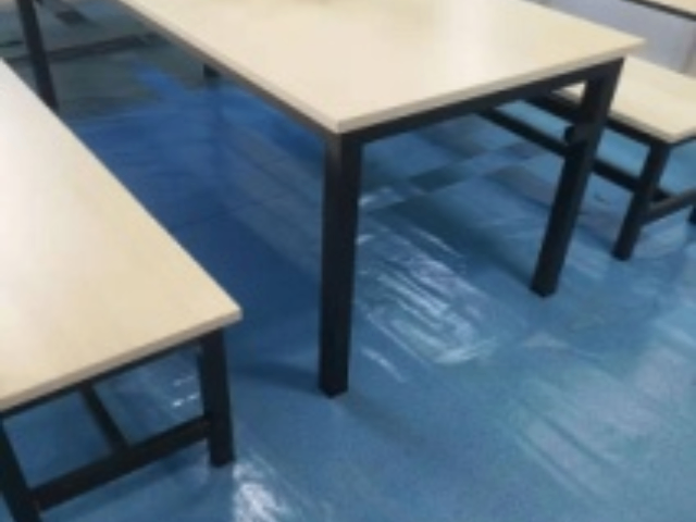 辽宁品牌钢木课桌椅家具柜生产厂家,钢木课桌椅家具柜