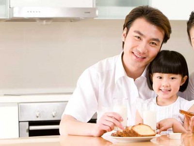 康寶： 消毒柜王國(guó)如何通達(dá)天下