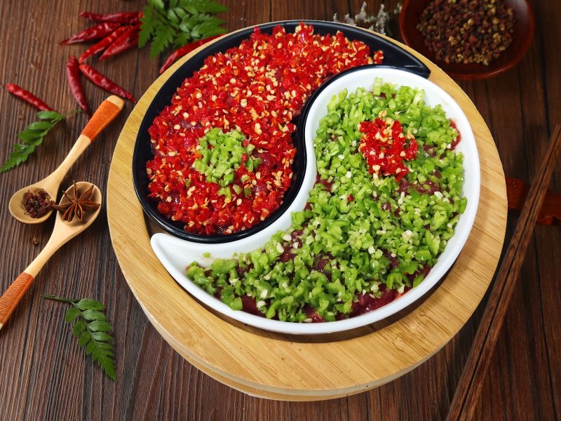 《夏季吃火鍋健康指南：蜀辣居提醒您注意這5點(diǎn)，暢享美味不傷身！》